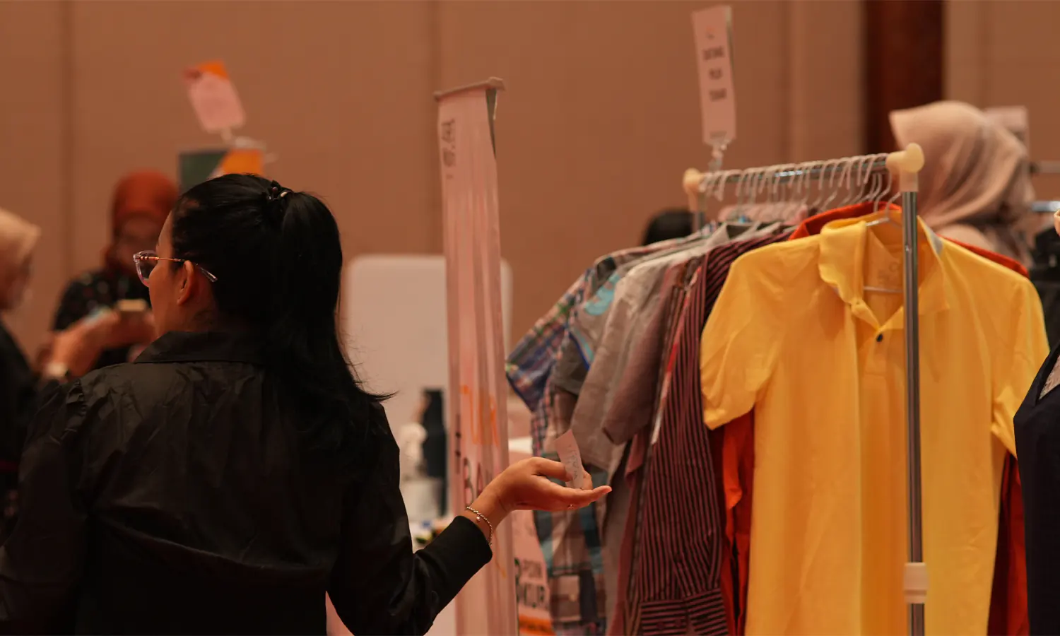 Sampah Fesyen: Ancaman Senyap dari dalam Lemari Pakaian