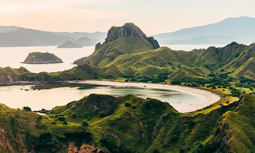 Polemik Pembangunan Vila di Pulau Padar Mencuat, AKM Desak KLHK Cabut Izin Usaha
