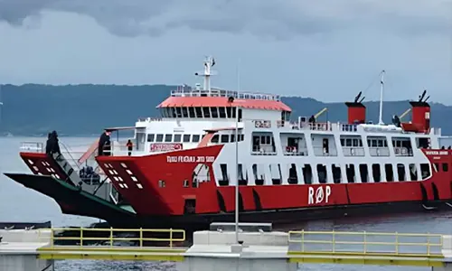 KMP Tunu Pratama Jaya Tenggelam di Selat Bali: 28 Orang Belum Ditemukan