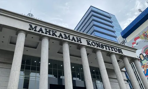MK Tegaskan Wamen Tak Boleh Rangkap Jabatan Komisaris BUMN